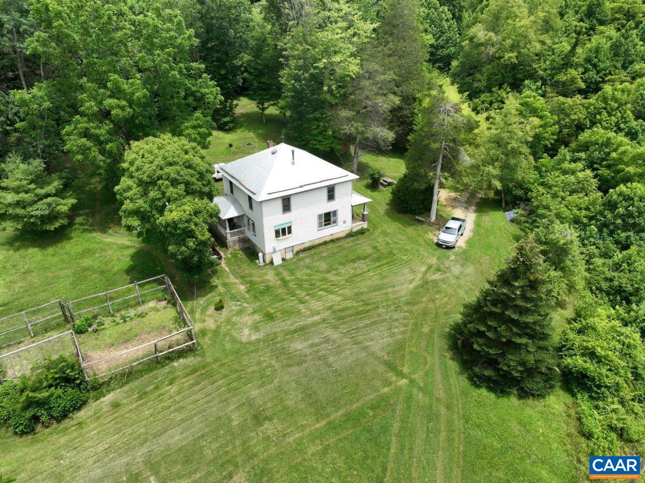 8947 SUGAR RUN RD, COPPER HILL, Virginia 24079, 3 Bedrooms Bedrooms, ,2 BathroomsBathrooms,Farm,For sale,8947 SUGAR RUN RD,668235 MLS # 668235