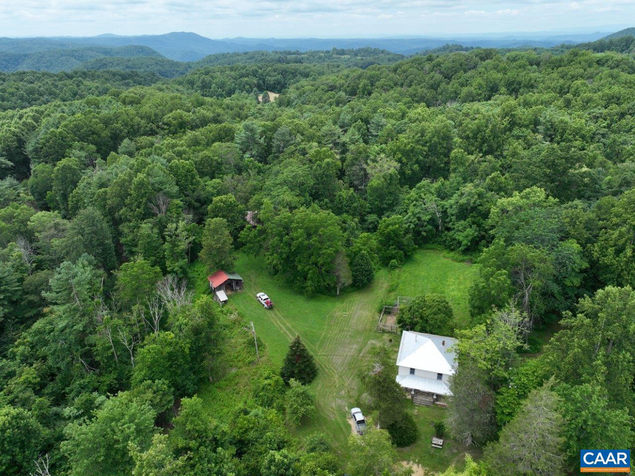 8947 SUGAR RUN RD, COPPER HILL, Virginia 24079, 3 Bedrooms Bedrooms, ,2 BathroomsBathrooms,Farm,For sale,8947 SUGAR RUN RD,668235 MLS # 668235