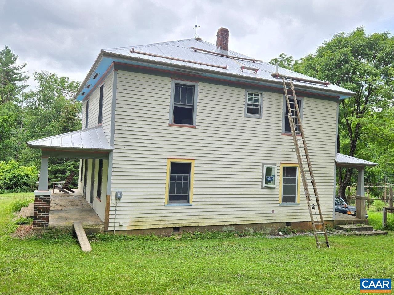 8947 SUGAR RUN RD, COPPER HILL, Virginia 24079, 3 Bedrooms Bedrooms, ,2 BathroomsBathrooms,Farm,For sale,8947 SUGAR RUN RD,668235 MLS # 668235