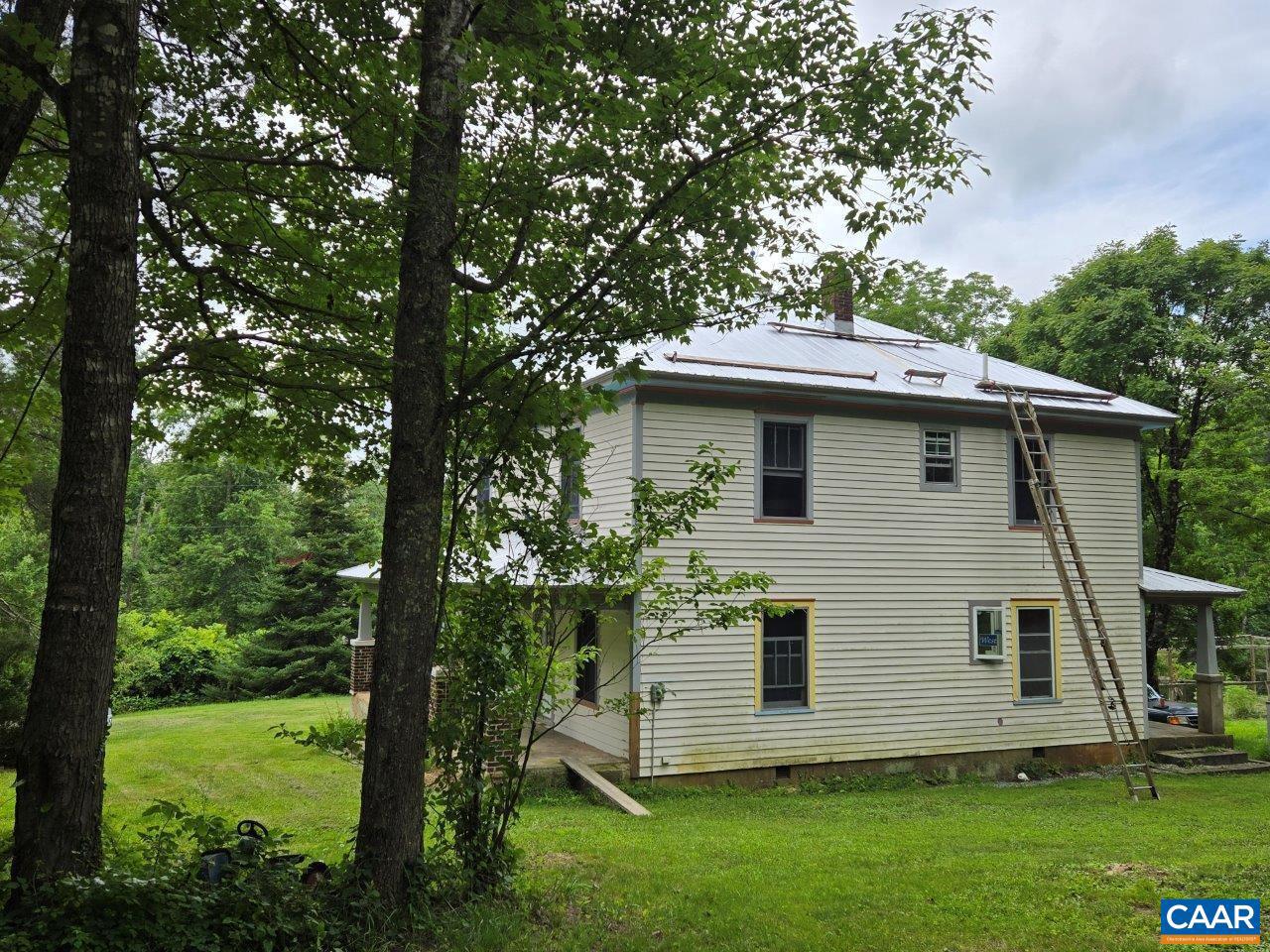 8947 SUGAR RUN RD, COPPER HILL, Virginia 24079, 3 Bedrooms Bedrooms, ,2 BathroomsBathrooms,Farm,For sale,8947 SUGAR RUN RD,668235 MLS # 668235