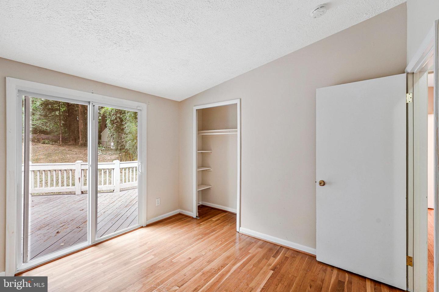 4126 MAPLE AVE N, FAIRFAX, Virginia 22032, ,Land,For sale,4126 MAPLE AVE N,VAFX2262882 MLS # VAFX2262882