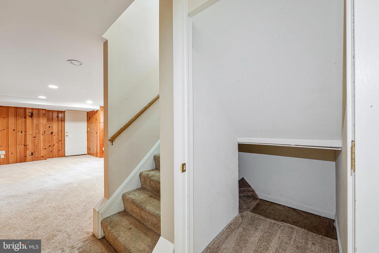 4126 MAPLE AVE N, FAIRFAX, Virginia 22032, ,Land,For sale,4126 MAPLE AVE N,VAFX2262882 MLS # VAFX2262882