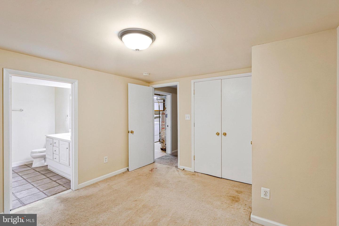 4126 MAPLE AVE N, FAIRFAX, Virginia 22032, ,Land,For sale,4126 MAPLE AVE N,VAFX2262882 MLS # VAFX2262882