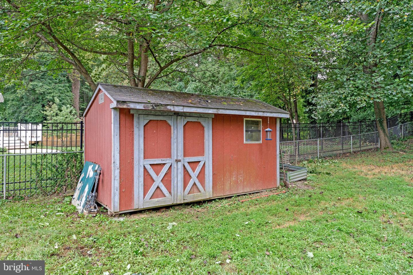 4126 MAPLE AVE N, FAIRFAX, Virginia 22032, ,Land,For sale,4126 MAPLE AVE N,VAFX2262882 MLS # VAFX2262882