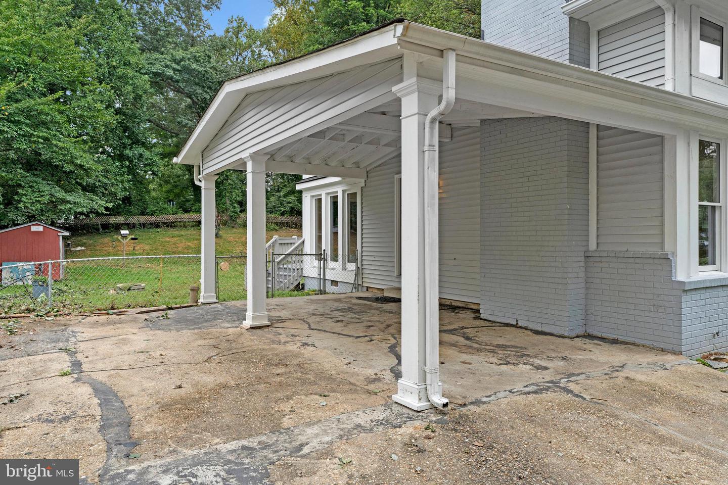 4126 MAPLE AVE N, FAIRFAX, Virginia 22032, ,Land,For sale,4126 MAPLE AVE N,VAFX2262882 MLS # VAFX2262882