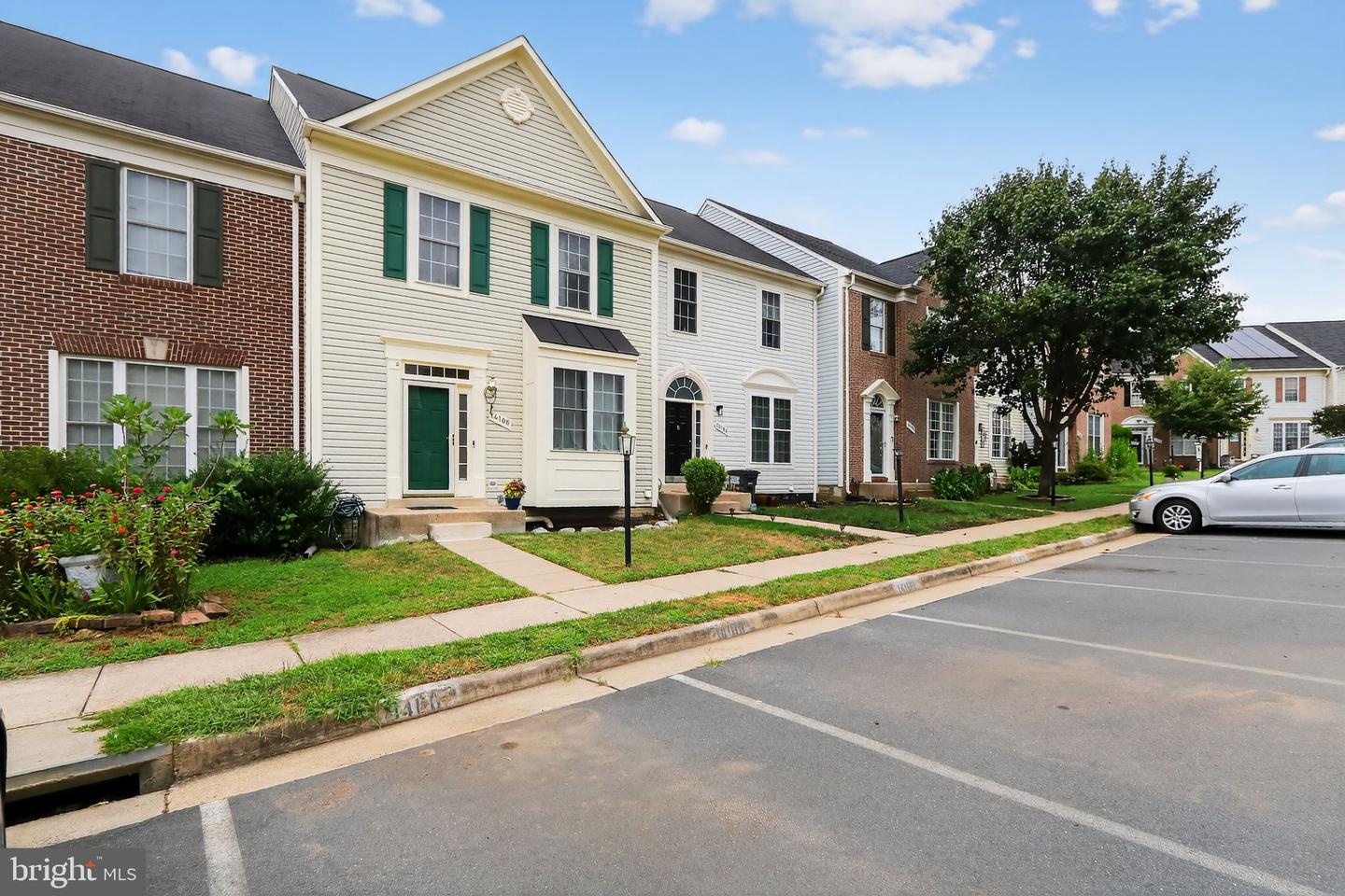 14108 MADRIGAL DR, WOODBRIDGE, Virginia 22193, 3 Bedrooms Bedrooms, ,3 BathroomsBathrooms,Residential,For sale,14108 MADRIGAL DR,VAPW2092174 MLS # VAPW2092174