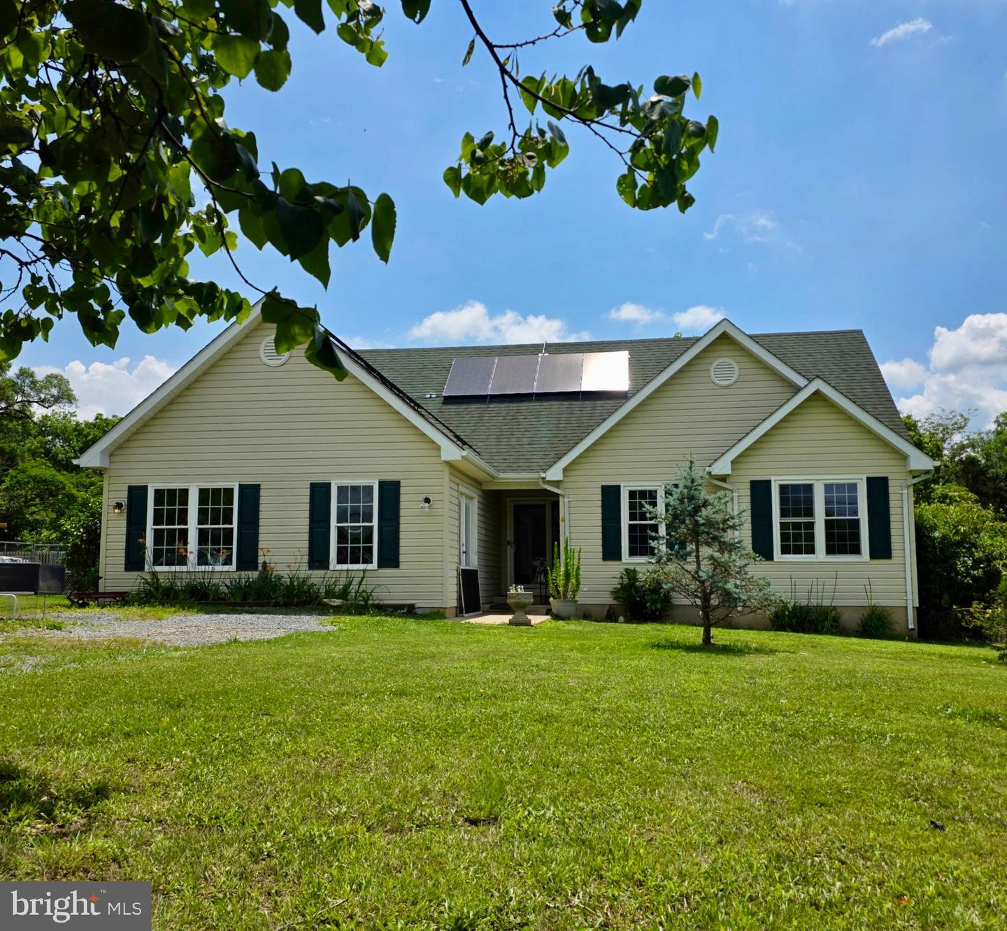 25992 OLD VALLEY PIKE, TOMS BROOK, Virginia 22660, 4 Bedrooms Bedrooms, ,2 BathroomsBathrooms,Residential,For sale,25992 OLD VALLEY PIKE,VASH2011880 MLS # VASH2011880
