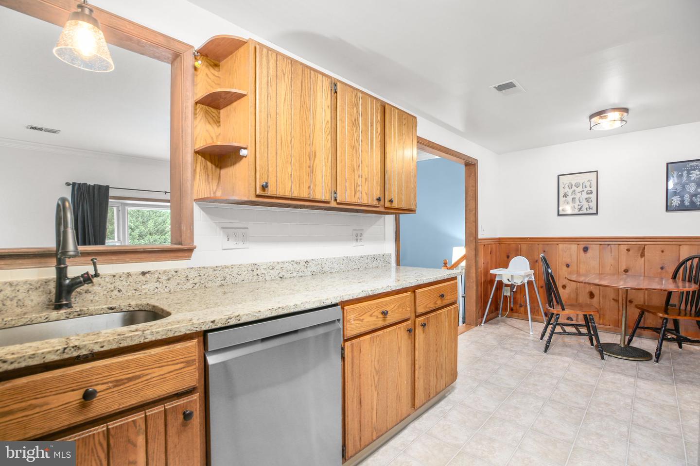8995 MEADOWVIEW DR, MANASSAS, Virginia 20110, 7 Bedrooms Bedrooms, ,4 BathroomsBathrooms,Residential,For sale,8995 MEADOWVIEW DR,VAMN2008612 MLS # VAMN2008612
