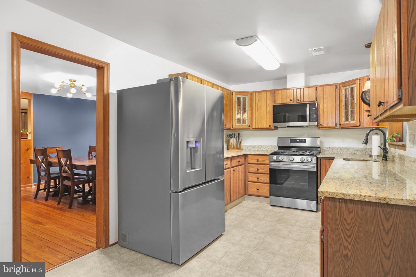8995 MEADOWVIEW DR, MANASSAS, Virginia 20110, 7 Bedrooms Bedrooms, ,4 BathroomsBathrooms,Residential,For sale,8995 MEADOWVIEW DR,VAMN2008612 MLS # VAMN2008612