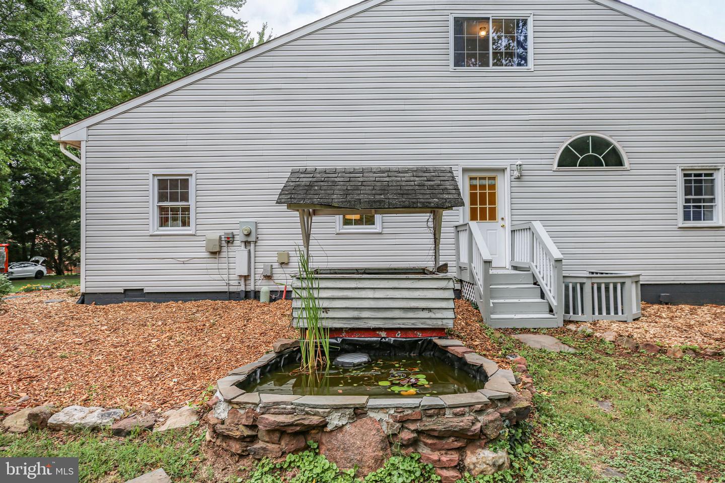 8995 MEADOWVIEW DR, MANASSAS, Virginia 20110, 7 Bedrooms Bedrooms, ,4 BathroomsBathrooms,Residential,For sale,8995 MEADOWVIEW DR,VAMN2008612 MLS # VAMN2008612