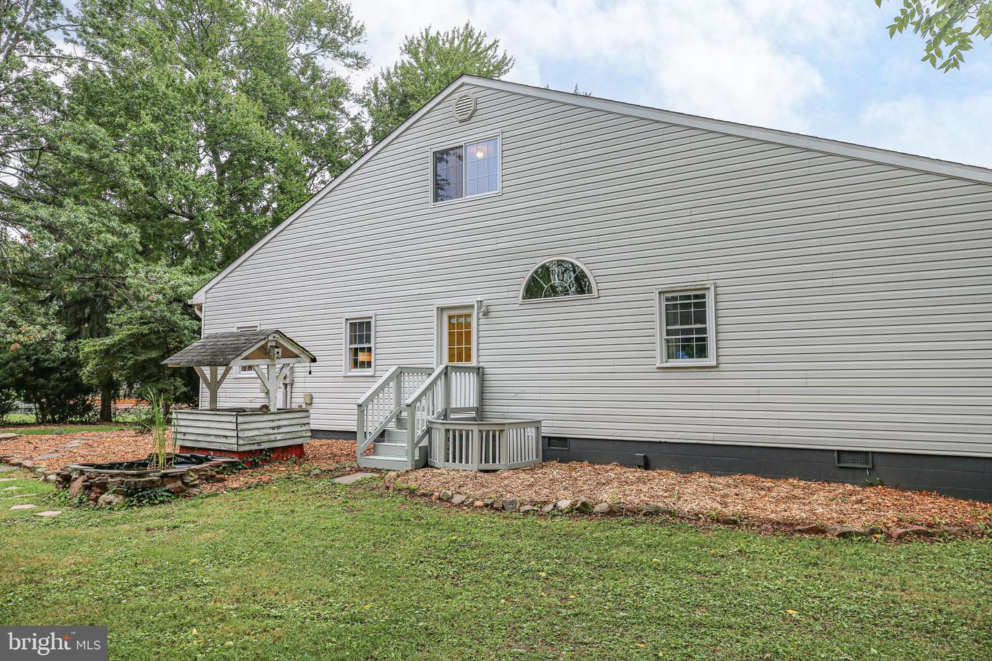 8995 MEADOWVIEW DR, MANASSAS, Virginia 20110, 7 Bedrooms Bedrooms, ,4 BathroomsBathrooms,Residential,For sale,8995 MEADOWVIEW DR,VAMN2008612 MLS # VAMN2008612