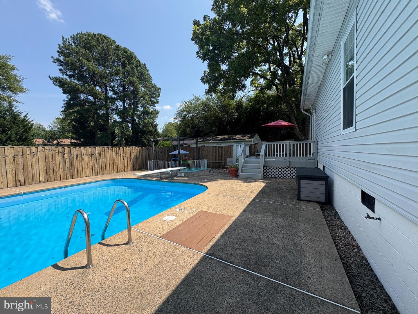 8995 MEADOWVIEW DR, MANASSAS, Virginia 20110, 7 Bedrooms Bedrooms, ,4 BathroomsBathrooms,Residential,For sale,8995 MEADOWVIEW DR,VAMN2008612 MLS # VAMN2008612