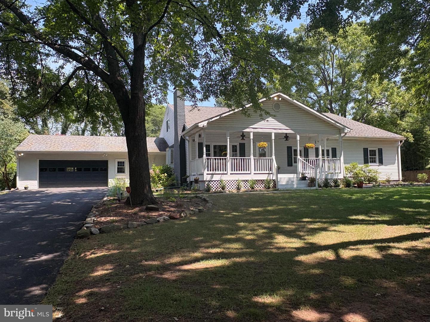 8995 MEADOWVIEW DR, MANASSAS, Virginia 20110, 7 Bedrooms Bedrooms, ,4 BathroomsBathrooms,Residential,For sale,8995 MEADOWVIEW DR,VAMN2008612 MLS # VAMN2008612