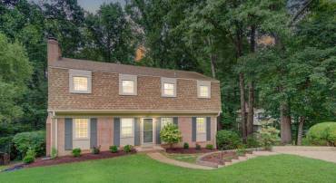 4601 TARA DR, FAIRFAX, Virginia 22032, 5 Bedrooms Bedrooms, ,3 BathroomsBathrooms,Residential,For sale,4601 TARA DR,VAFX2252840 MLS # VAFX2252840