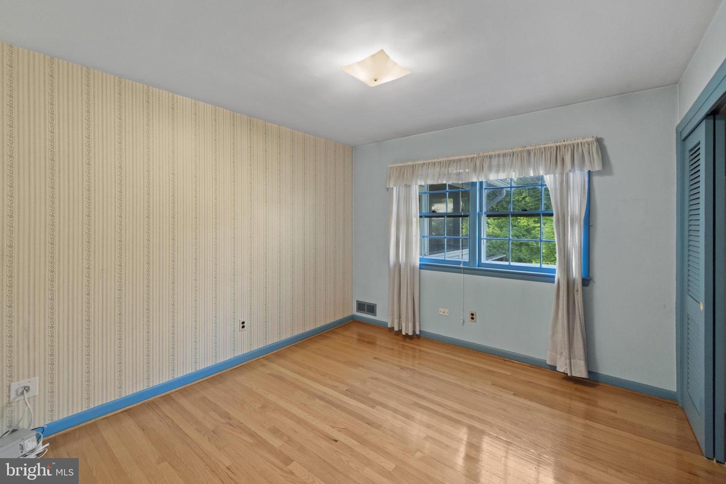 4008 N STUART ST, ARLINGTON, Virginia 22207, 4 Bedrooms Bedrooms, ,3 BathroomsBathrooms,Residential,For sale,4008 N STUART ST,VAAR2060286 MLS # VAAR2060286