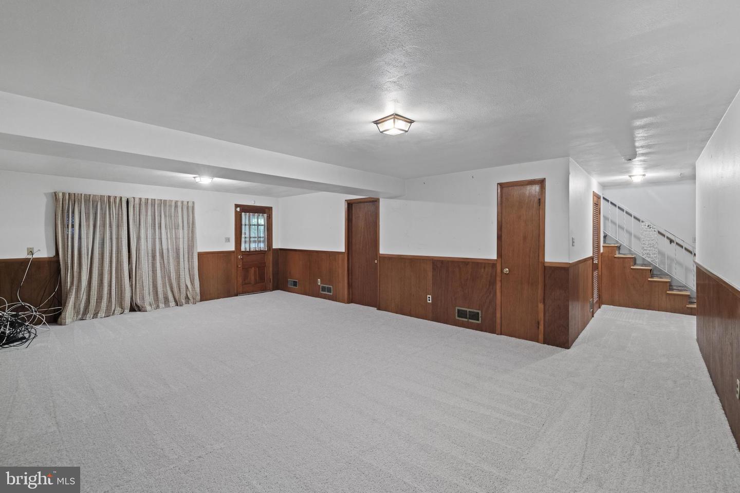 4008 N STUART ST, ARLINGTON, Virginia 22207, 4 Bedrooms Bedrooms, ,3 BathroomsBathrooms,Residential,For sale,4008 N STUART ST,VAAR2060286 MLS # VAAR2060286