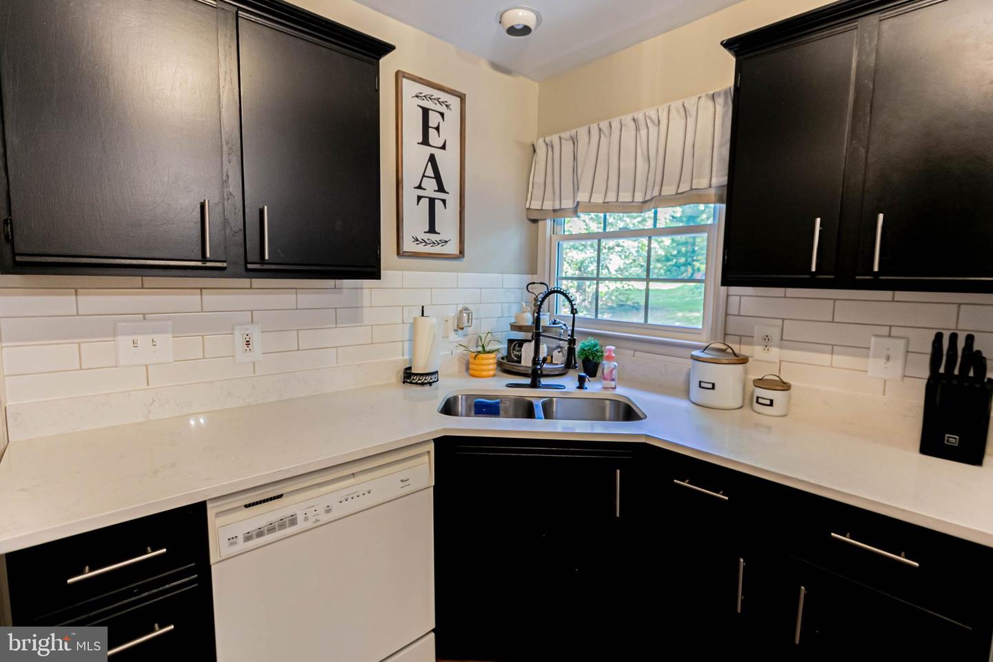7 POSTERITY CV, RUTHER GLEN, Virginia 22546, 3 Bedrooms Bedrooms, 6 Rooms Rooms,2 BathroomsBathrooms,Residential,For sale,7 POSTERITY CV,VACV2008480 MLS # VACV2008480