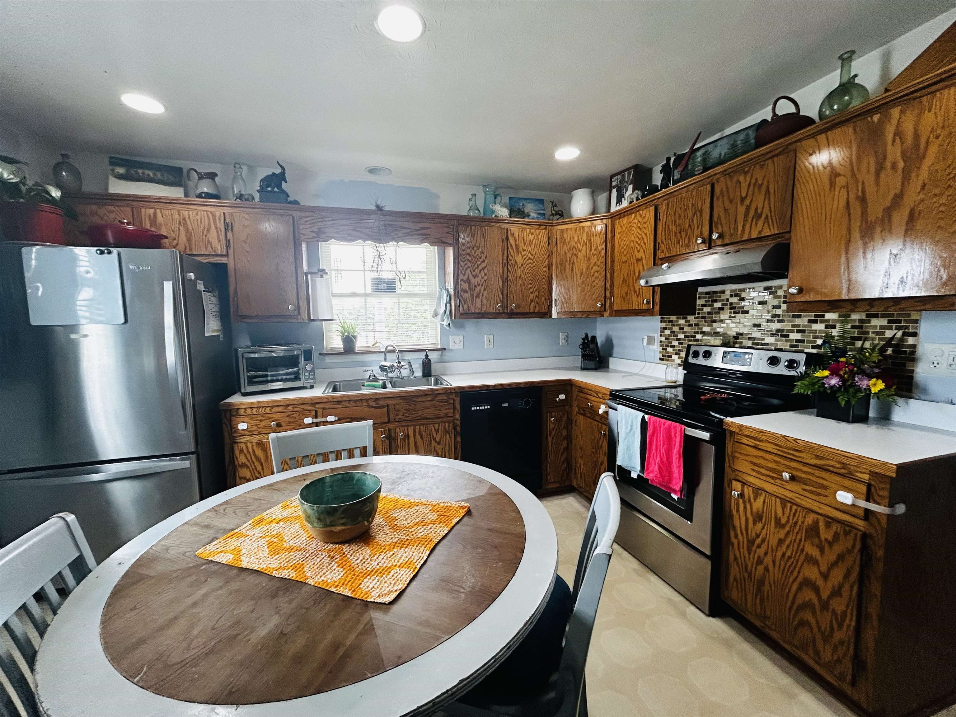 1032 4TH ST, WAYNESBORO, Virginia 22980, 3 Bedrooms Bedrooms, ,2 BathroomsBathrooms,Residential,BLOCK 137 LOT A BCMM&L,1032 4TH ST,668215 MLS # 668215