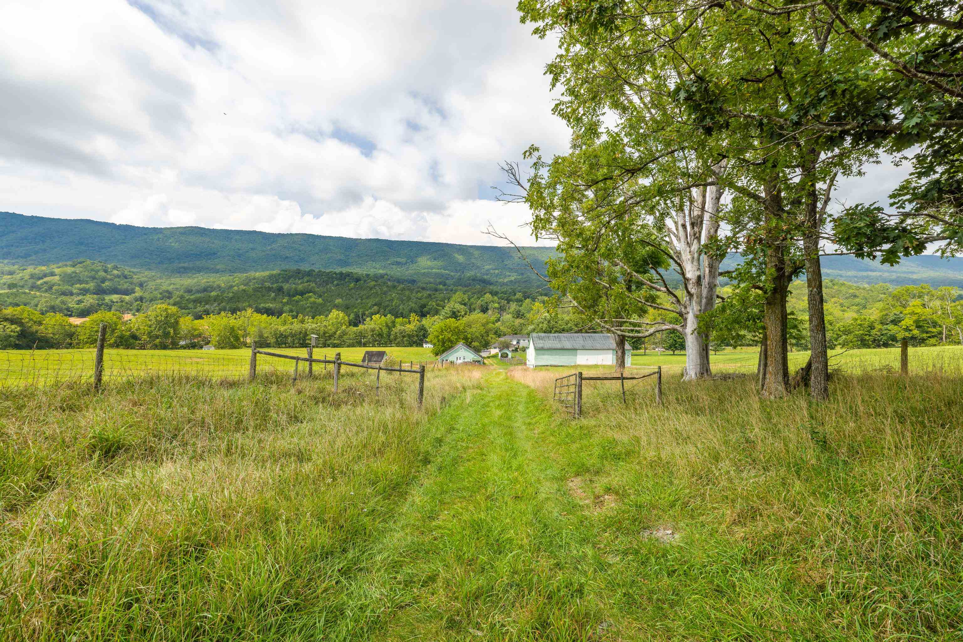 1202 WALKER CREEK RD, MIDDLEBROOK, Virginia 24459, 5 Bedrooms Bedrooms, ,4 BathroomsBathrooms,Residential,1202 WALKER CREEK RD,668227 MLS # 668227