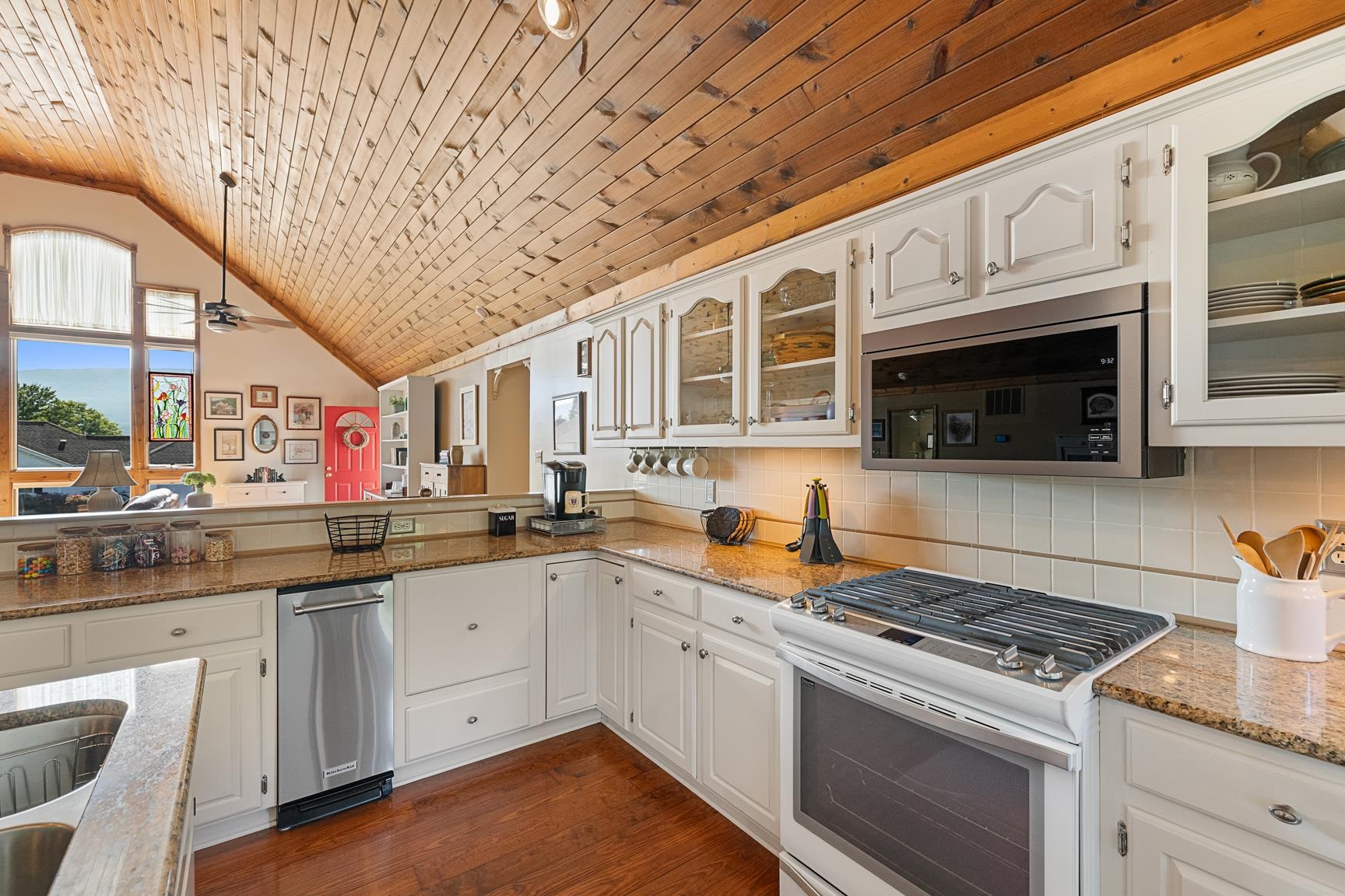 9851 WOODBINE WAY, NEW MARKET, Virginia 22844, 3 Bedrooms Bedrooms, ,3 BathroomsBathrooms,Residential,9851 WOODBINE WAY,668228 MLS # 668228