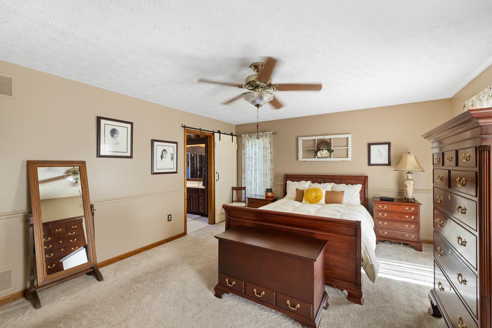 9851 WOODBINE WAY, NEW MARKET, Virginia 22844, 3 Bedrooms Bedrooms, ,3 BathroomsBathrooms,Residential,9851 WOODBINE WAY,668228 MLS # 668228