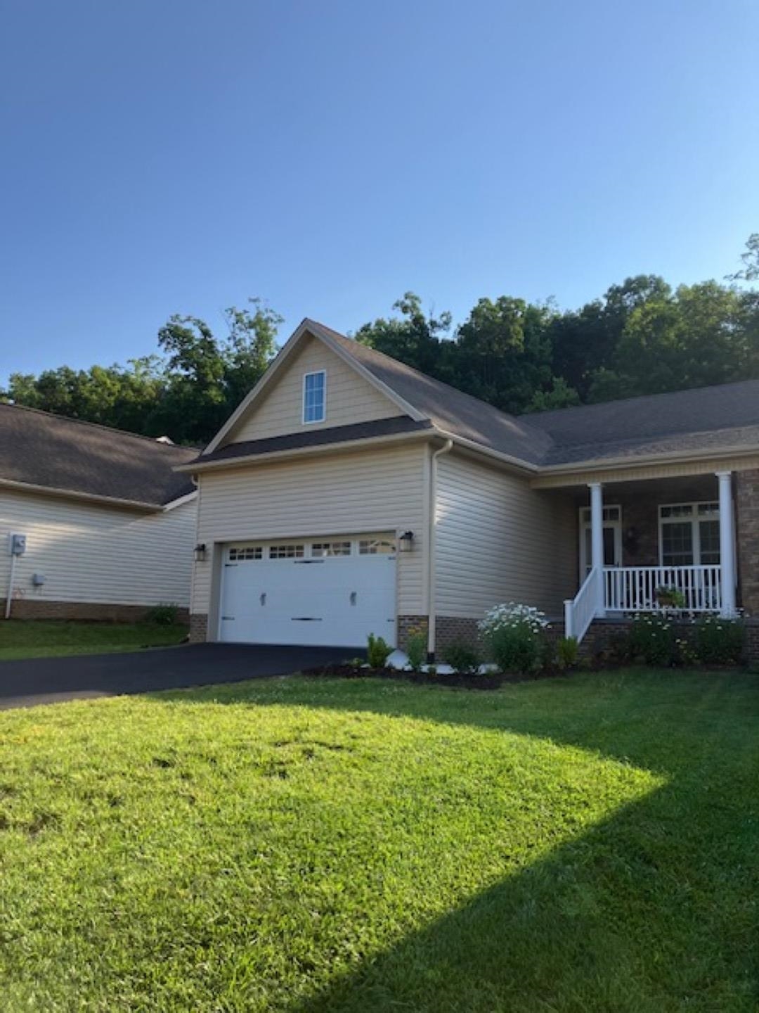 1203 STOCKER ST, STAUNTON, Virginia 24401, 3 Bedrooms Bedrooms, ,2 BathroomsBathrooms,Residential,1203 STOCKER ST,668240 MLS # 668240