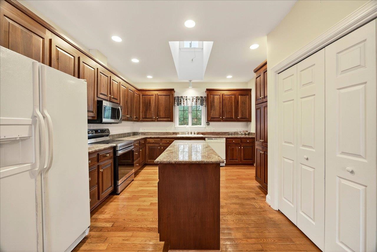 88 JOHNS VALLEY DR, FISHERSVILLE, Virginia 22939, 4 Bedrooms Bedrooms, ,2 BathroomsBathrooms,Residential,88 JOHNS VALLEY DR,668244 MLS # 668244