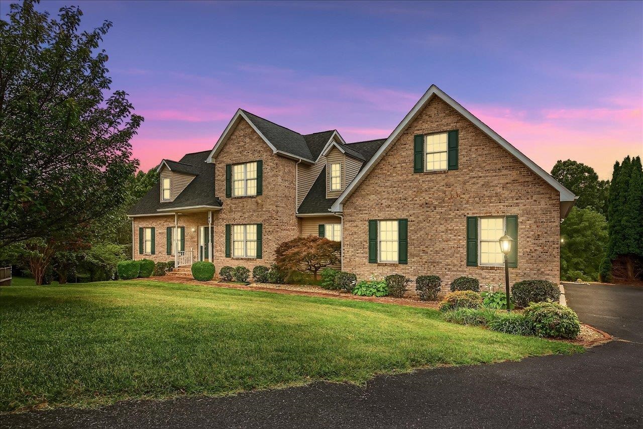 88 JOHNS VALLEY DR, FISHERSVILLE, Virginia 22939, 4 Bedrooms Bedrooms, ,2 BathroomsBathrooms,Residential,88 JOHNS VALLEY DR,668244 MLS # 668244
