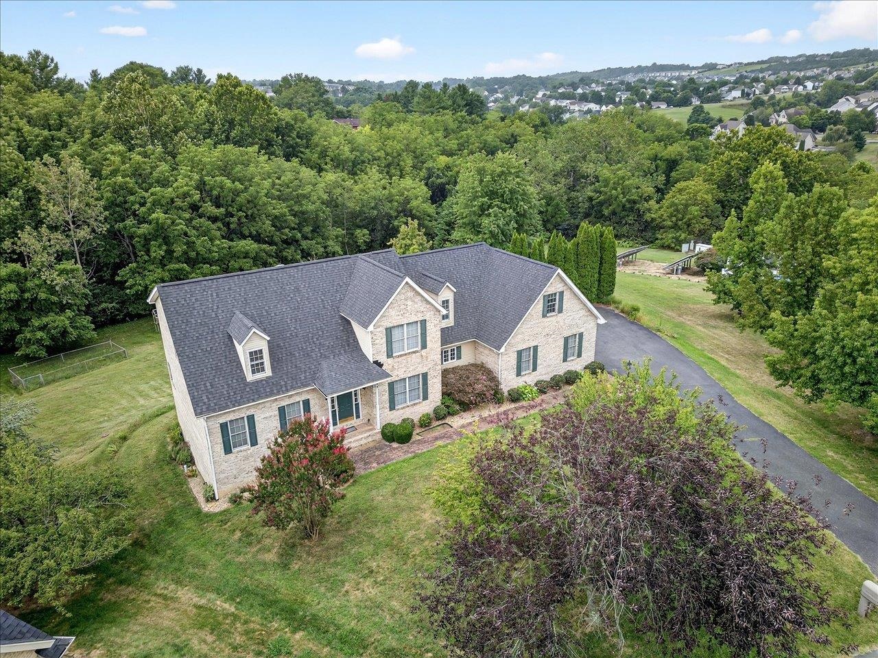 88 JOHNS VALLEY DR, FISHERSVILLE, Virginia 22939, 4 Bedrooms Bedrooms, ,2 BathroomsBathrooms,Residential,88 JOHNS VALLEY DR,668244 MLS # 668244