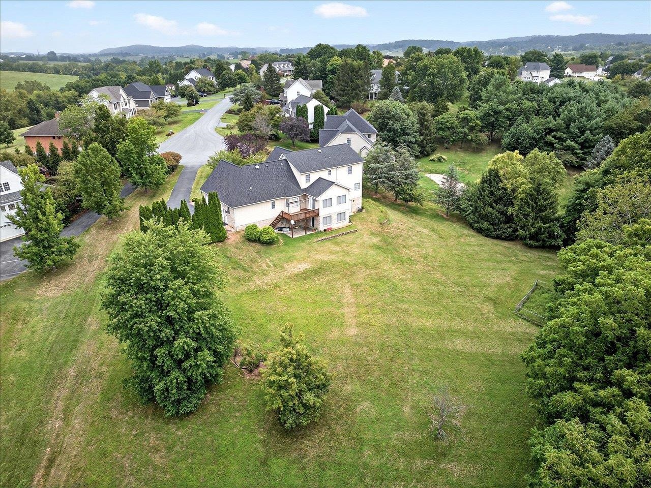 88 JOHNS VALLEY DR, FISHERSVILLE, Virginia 22939, 4 Bedrooms Bedrooms, ,2 BathroomsBathrooms,Residential,88 JOHNS VALLEY DR,668244 MLS # 668244