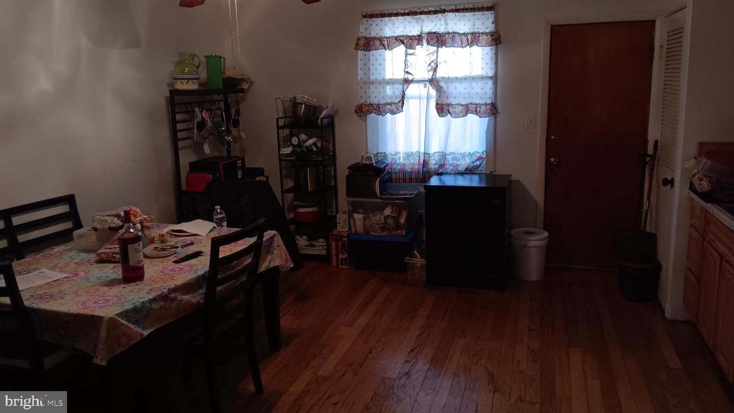 1235 16TH ST NE, WASHINGTON, District Of Columbia 20002, 2 Bedrooms Bedrooms, ,1 BathroomBathrooms,Residential,For sale,1235 16TH ST NE,DCDC2211458 MLS # DCDC2211458
