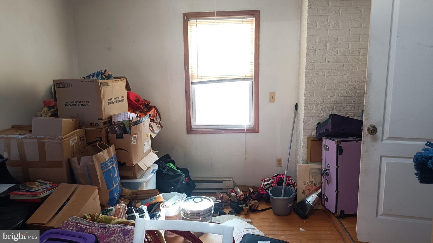 1235 16TH ST NE, WASHINGTON, District Of Columbia 20002, 2 Bedrooms Bedrooms, ,1 BathroomBathrooms,Residential,For sale,1235 16TH ST NE,DCDC2211458 MLS # DCDC2211458