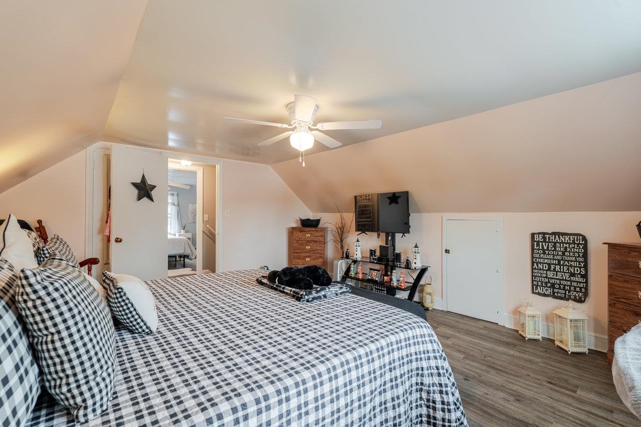 257 CENTER STREET RD, TIMBERVILLE, Virginia 22853, 4 Bedrooms Bedrooms, ,1 BathroomBathrooms,Residential,257 CENTER STREET RD,668249 MLS # 668249 257 CENTER STREET RD, TIMBERVILLE, Virginia 22853, 4 Bedrooms Bedrooms, ,1 BathroomBathrooms,Residential,257 CENTER STREET RD,668249 MLS # 668249