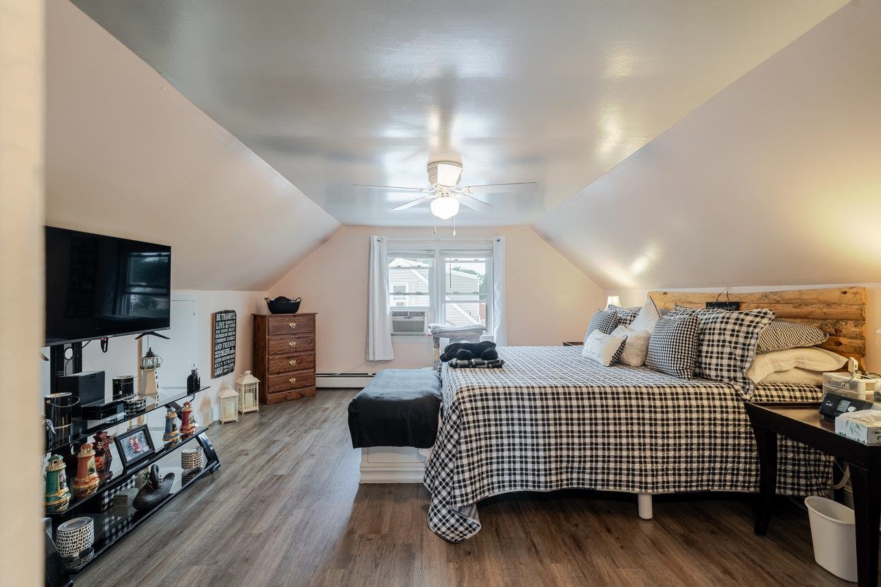 257 CENTER STREET RD, TIMBERVILLE, Virginia 22853, 4 Bedrooms Bedrooms, ,1 BathroomBathrooms,Residential,257 CENTER STREET RD,668249 MLS # 668249 257 CENTER STREET RD, TIMBERVILLE, Virginia 22853, 4 Bedrooms Bedrooms, ,1 BathroomBathrooms,Residential,257 CENTER STREET RD,668249 MLS # 668249