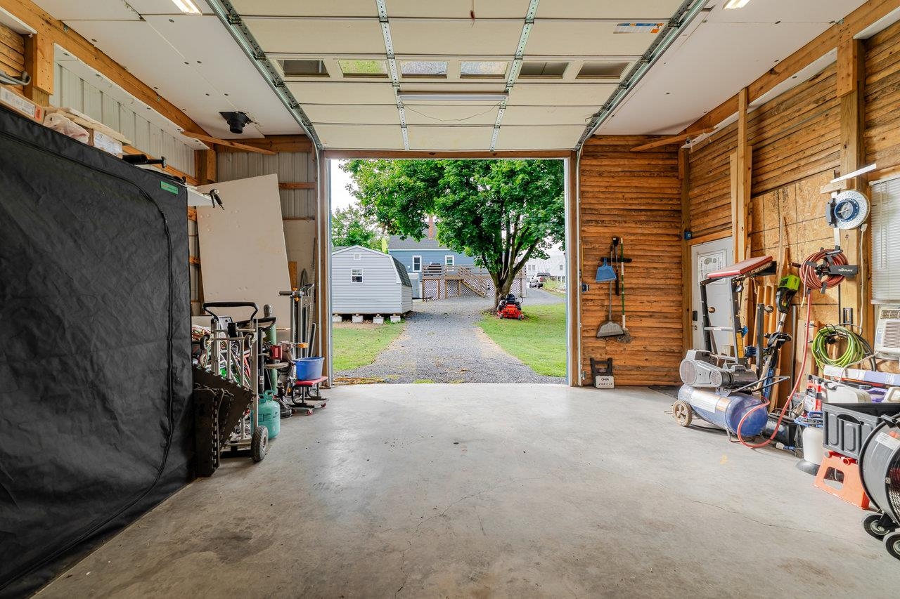 257 CENTER STREET RD, TIMBERVILLE, Virginia 22853, 4 Bedrooms Bedrooms, ,1 BathroomBathrooms,Residential,257 CENTER STREET RD,668249 MLS # 668249 257 CENTER STREET RD, TIMBERVILLE, Virginia 22853, 4 Bedrooms Bedrooms, ,1 BathroomBathrooms,Residential,257 CENTER STREET RD,668249 MLS # 668249