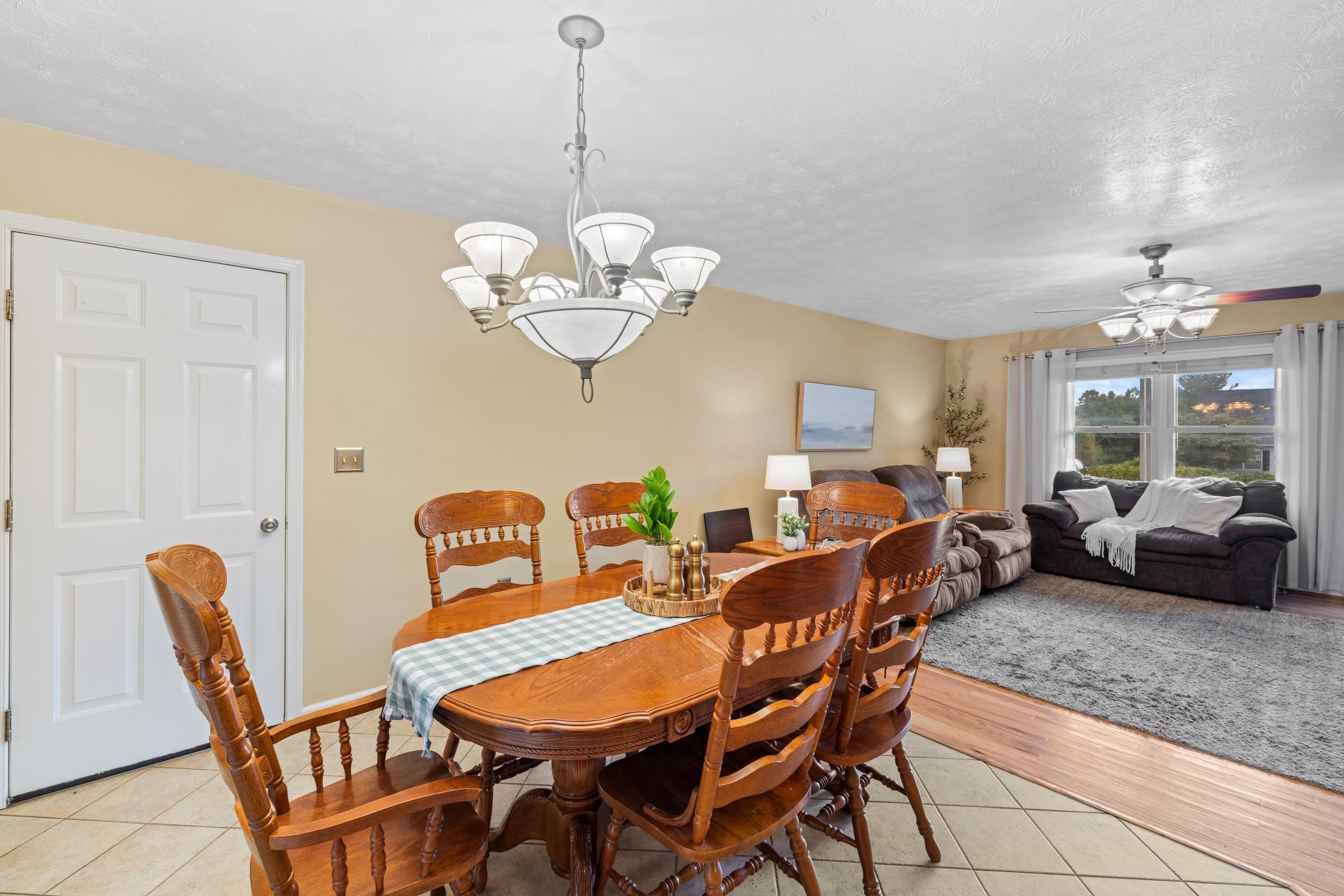 922 PATTON FARM RD, STUARTS DRAFT, Virginia 24477, 3 Bedrooms Bedrooms, ,2 BathroomsBathrooms,Residential,922 PATTON FARM RD,668250 MLS # 668250