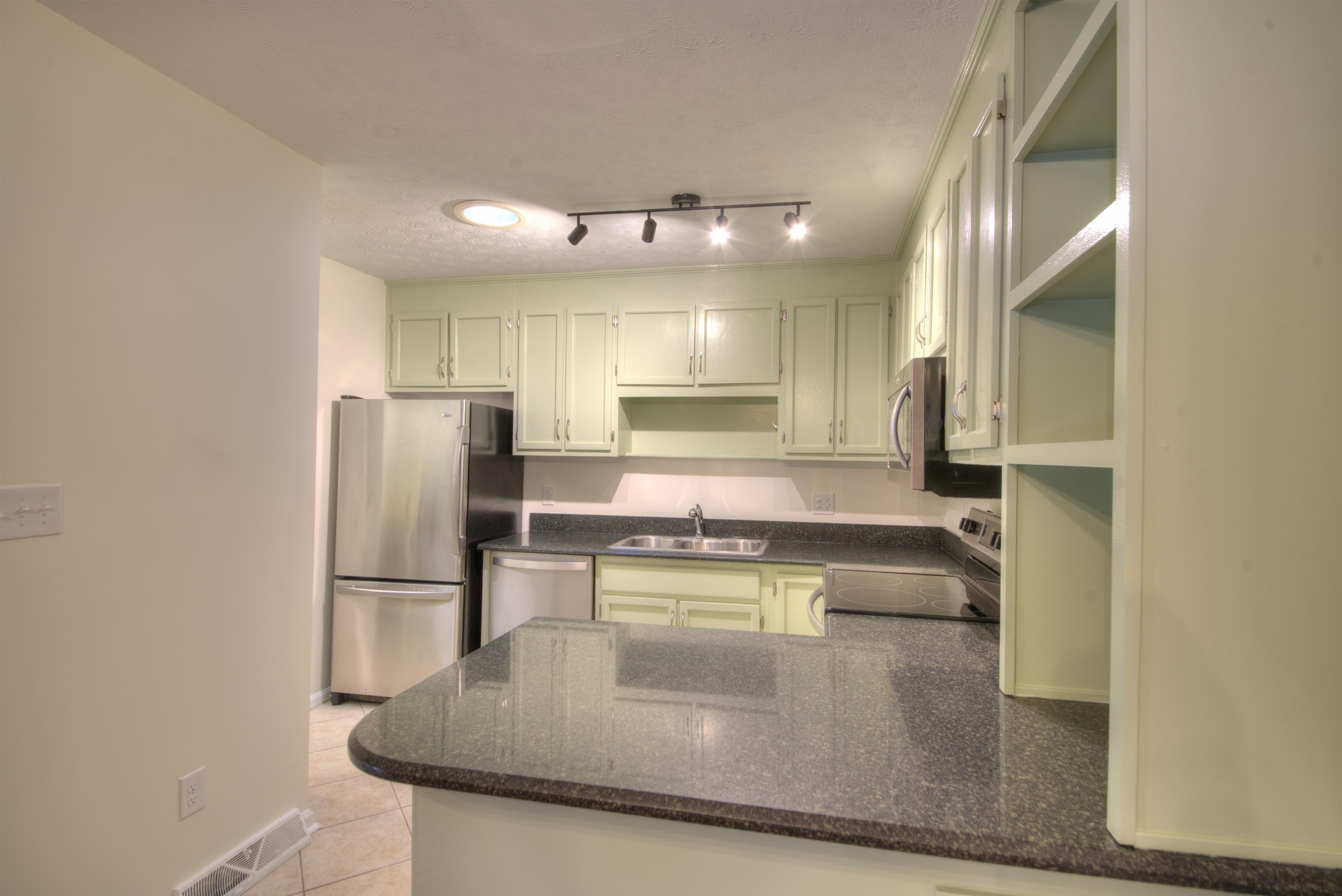 5547 BROOKWOOD RD, CROZET, Virginia 22932, 4 Bedrooms Bedrooms, ,1 BathroomBathrooms,Residential,5547 BROOKWOOD RD,668251 MLS # 668251