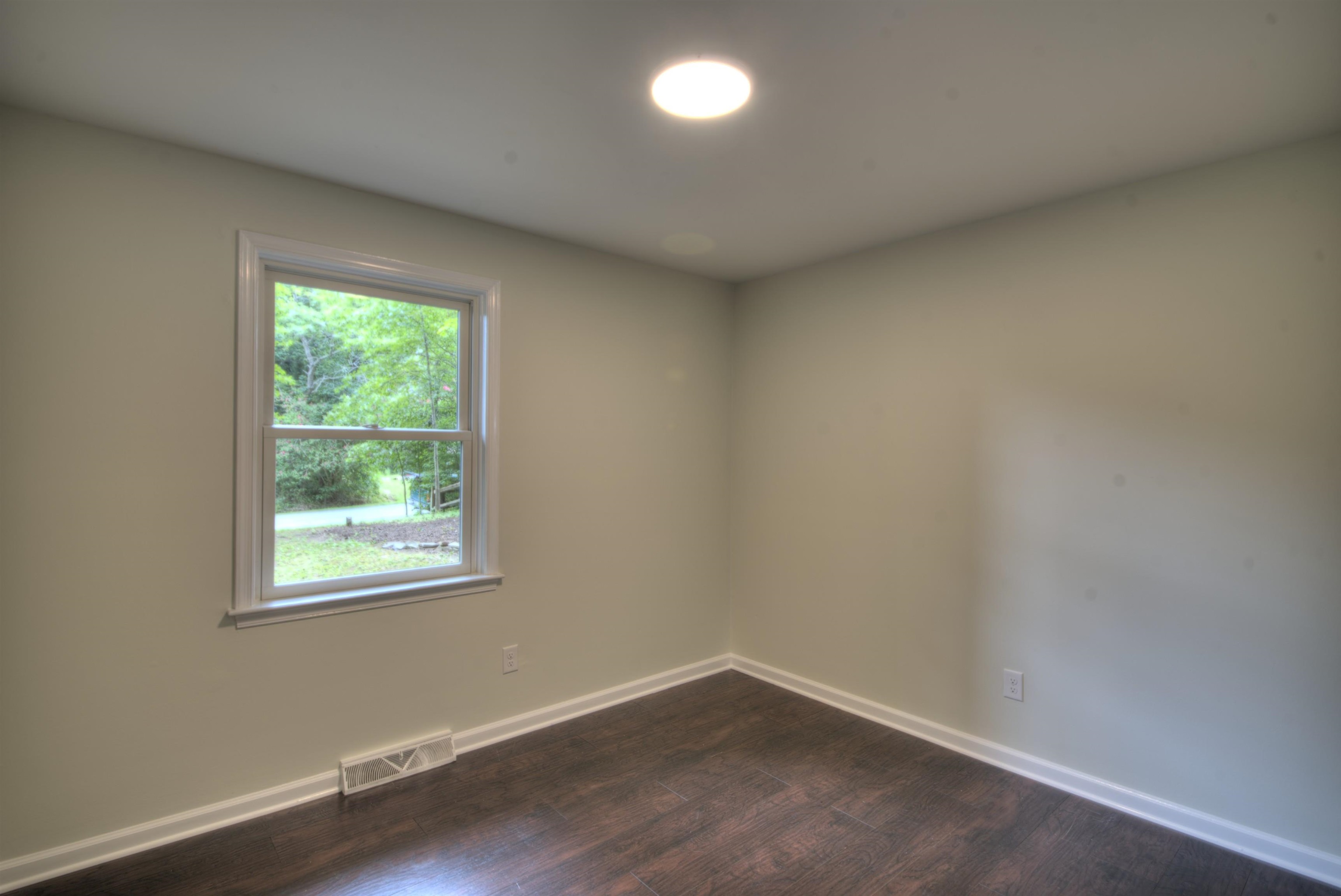 5547 BROOKWOOD RD, CROZET, Virginia 22932, 4 Bedrooms Bedrooms, ,1 BathroomBathrooms,Residential,5547 BROOKWOOD RD,668251 MLS # 668251