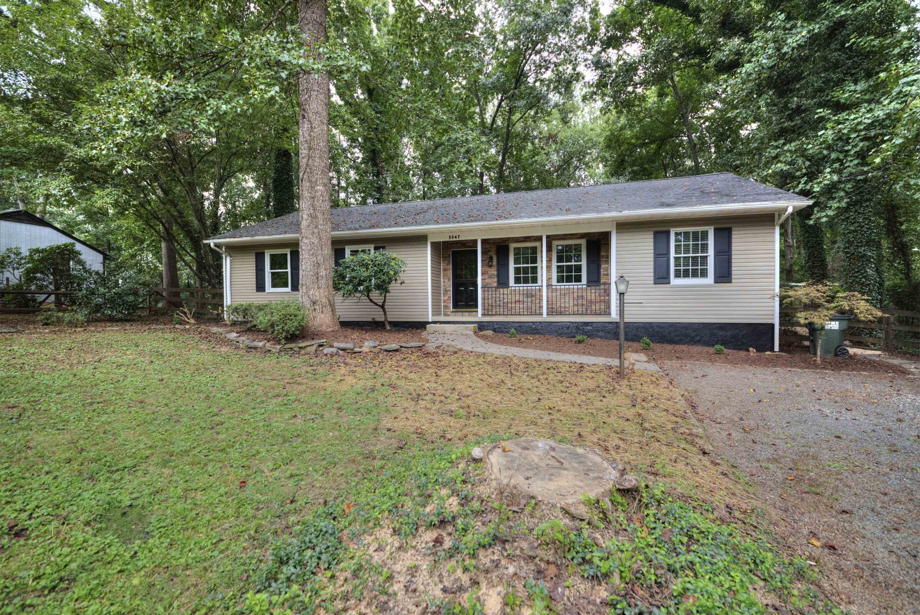 5547 BROOKWOOD RD, CROZET, Virginia 22932, 4 Bedrooms Bedrooms, ,1 BathroomBathrooms,Residential,5547 BROOKWOOD RD,668251 MLS # 668251