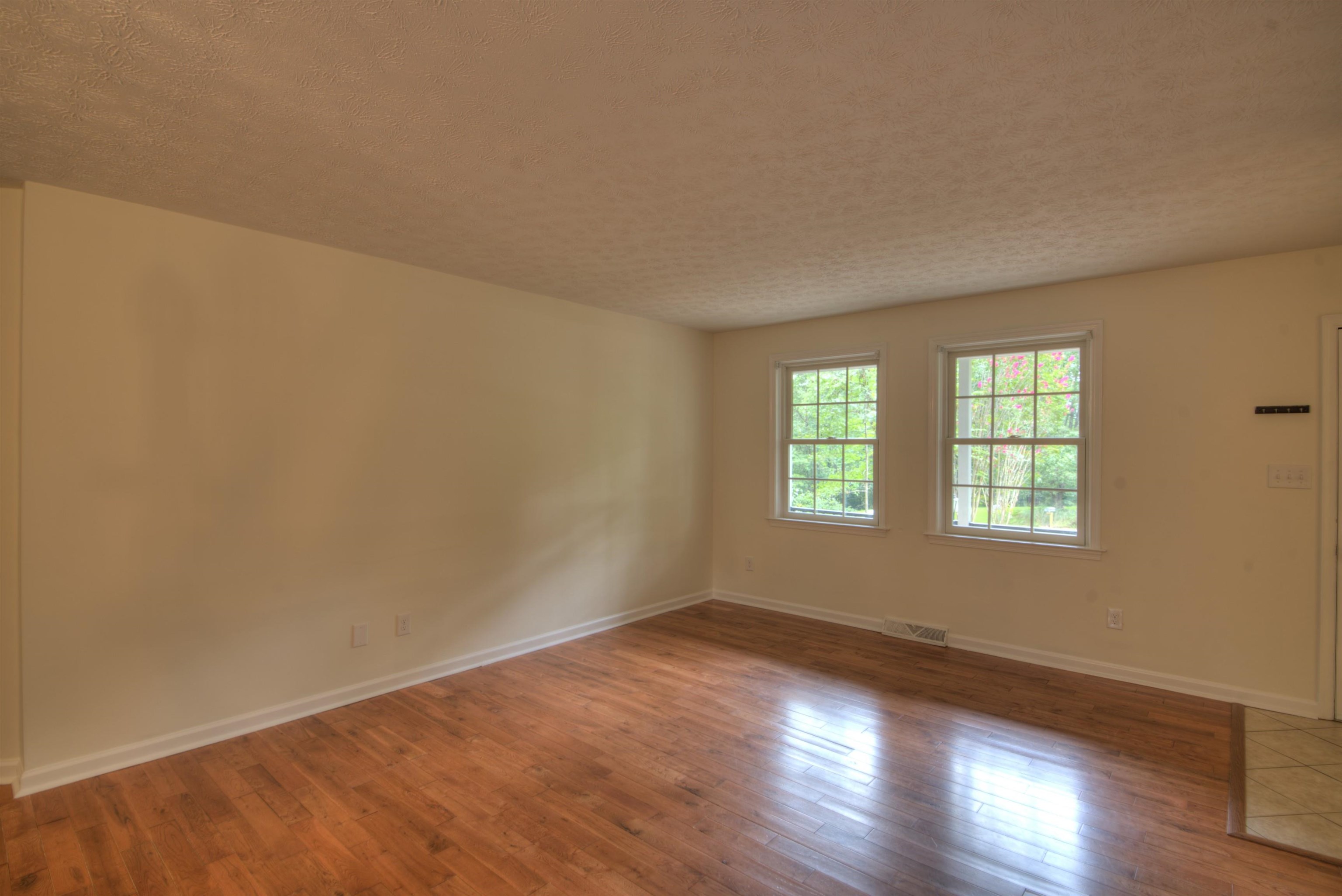 5547 BROOKWOOD RD, CROZET, Virginia 22932, 4 Bedrooms Bedrooms, ,1 BathroomBathrooms,Residential,5547 BROOKWOOD RD,668251 MLS # 668251