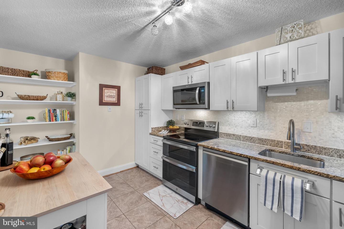 203 YOAKUM PKWY #1406, ALEXANDRIA, Virginia 22304, 2 Bedrooms Bedrooms, ,1 BathroomBathrooms,Residential,For sale,203 YOAKUM PKWY #1406,VAAX2047938 MLS # VAAX2047938