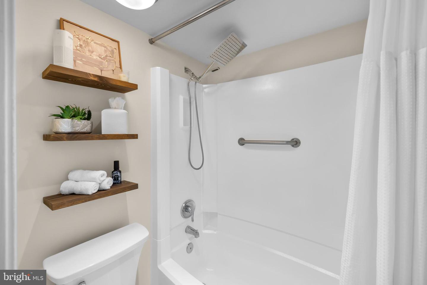 203 YOAKUM PKWY #1406, ALEXANDRIA, Virginia 22304, 2 Bedrooms Bedrooms, ,1 BathroomBathrooms,Residential,For sale,203 YOAKUM PKWY #1406,VAAX2047938 MLS # VAAX2047938