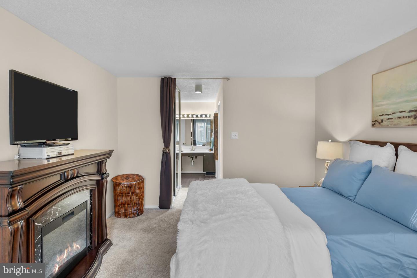 203 YOAKUM PKWY #1406, ALEXANDRIA, Virginia 22304, 2 Bedrooms Bedrooms, ,1 BathroomBathrooms,Residential,For sale,203 YOAKUM PKWY #1406,VAAX2047938 MLS # VAAX2047938