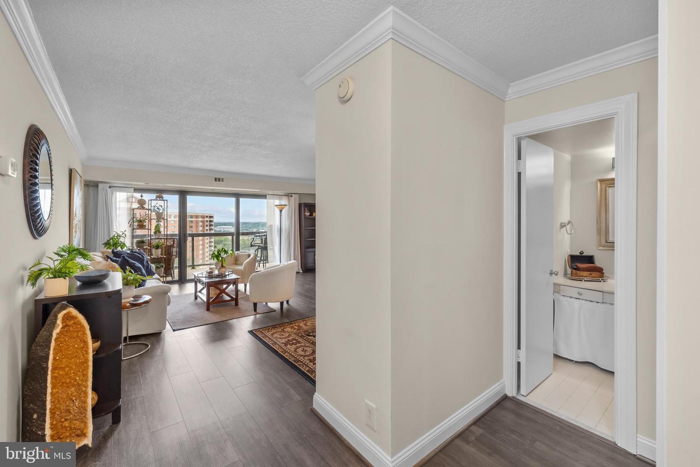 203 YOAKUM PKWY #1406, ALEXANDRIA, Virginia 22304, 2 Bedrooms Bedrooms, ,1 BathroomBathrooms,Residential,For sale,203 YOAKUM PKWY #1406,VAAX2047938 MLS # VAAX2047938