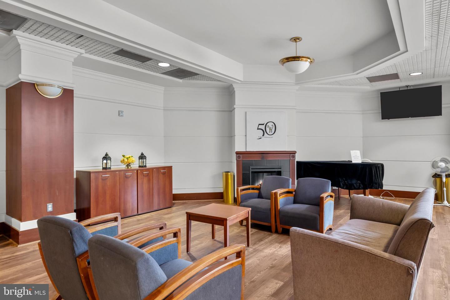 203 YOAKUM PKWY #1406, ALEXANDRIA, Virginia 22304, 2 Bedrooms Bedrooms, ,1 BathroomBathrooms,Residential,For sale,203 YOAKUM PKWY #1406,VAAX2047938 MLS # VAAX2047938