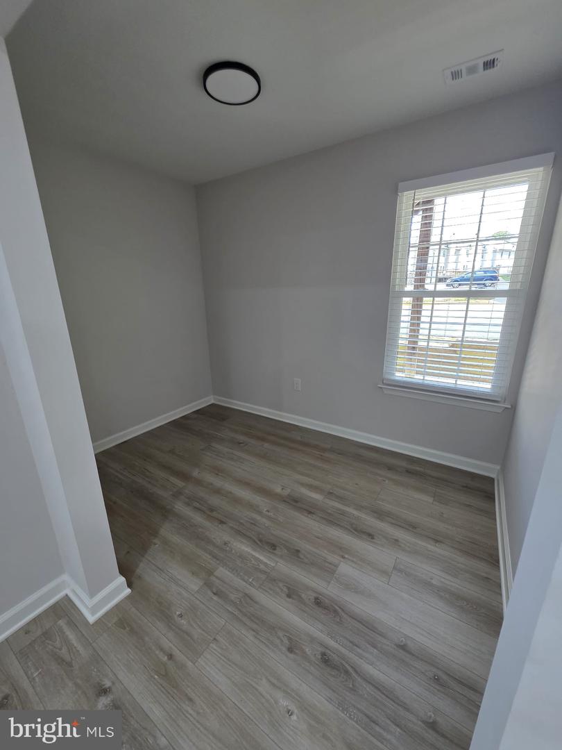 317 MOSEBY CT #D, MANASSAS PARK, Virginia 20111, 2 Bedrooms Bedrooms, ,2 BathroomsBathrooms,Residential,For sale,317 MOSEBY CT #D,VAMP2003190 MLS # VAMP2003190