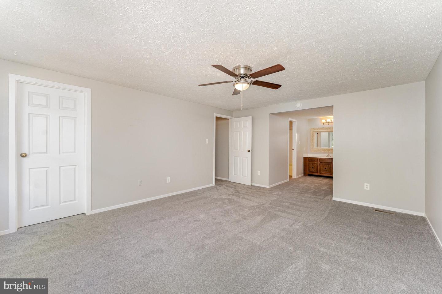 15431 SILVAN GLEN DR, DUMFRIES, Virginia 22025, 4 Bedrooms Bedrooms, ,2 BathroomsBathrooms,Residential,For sale,15431 SILVAN GLEN DR,VAPW2100276 MLS # VAPW2100276