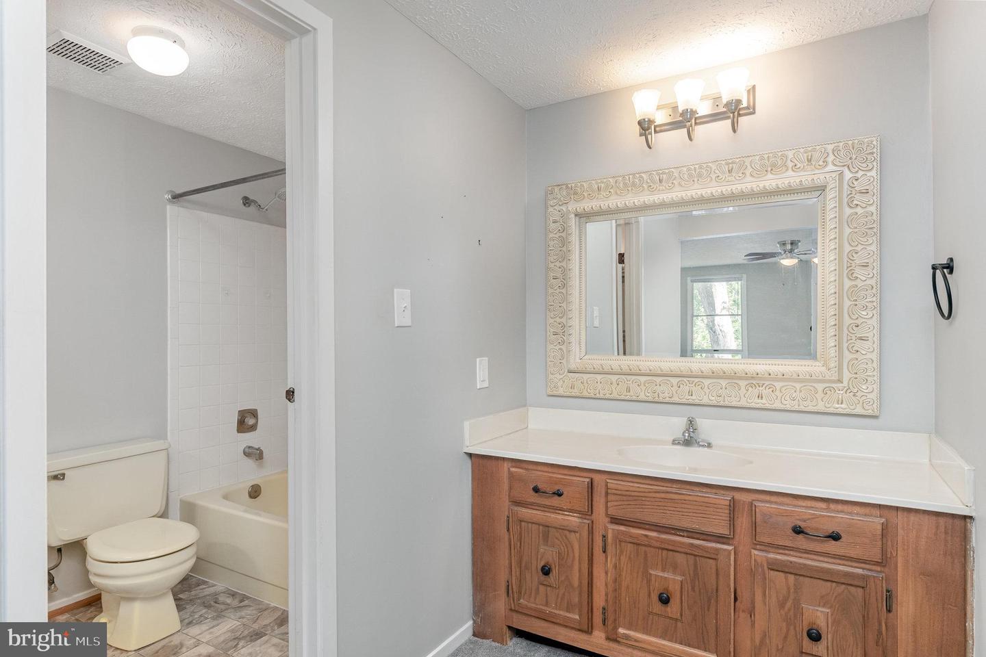 15431 SILVAN GLEN DR, DUMFRIES, Virginia 22025, 4 Bedrooms Bedrooms, ,2 BathroomsBathrooms,Residential,For sale,15431 SILVAN GLEN DR,VAPW2100276 MLS # VAPW2100276