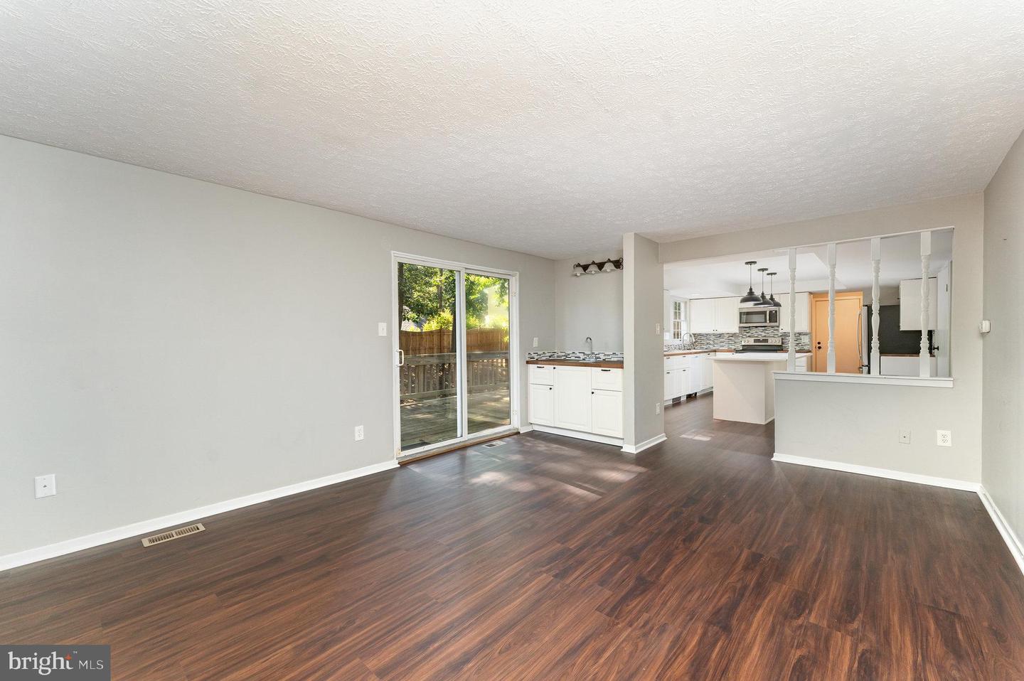 15431 SILVAN GLEN DR, DUMFRIES, Virginia 22025, 4 Bedrooms Bedrooms, ,2 BathroomsBathrooms,Residential,For sale,15431 SILVAN GLEN DR,VAPW2100276 MLS # VAPW2100276