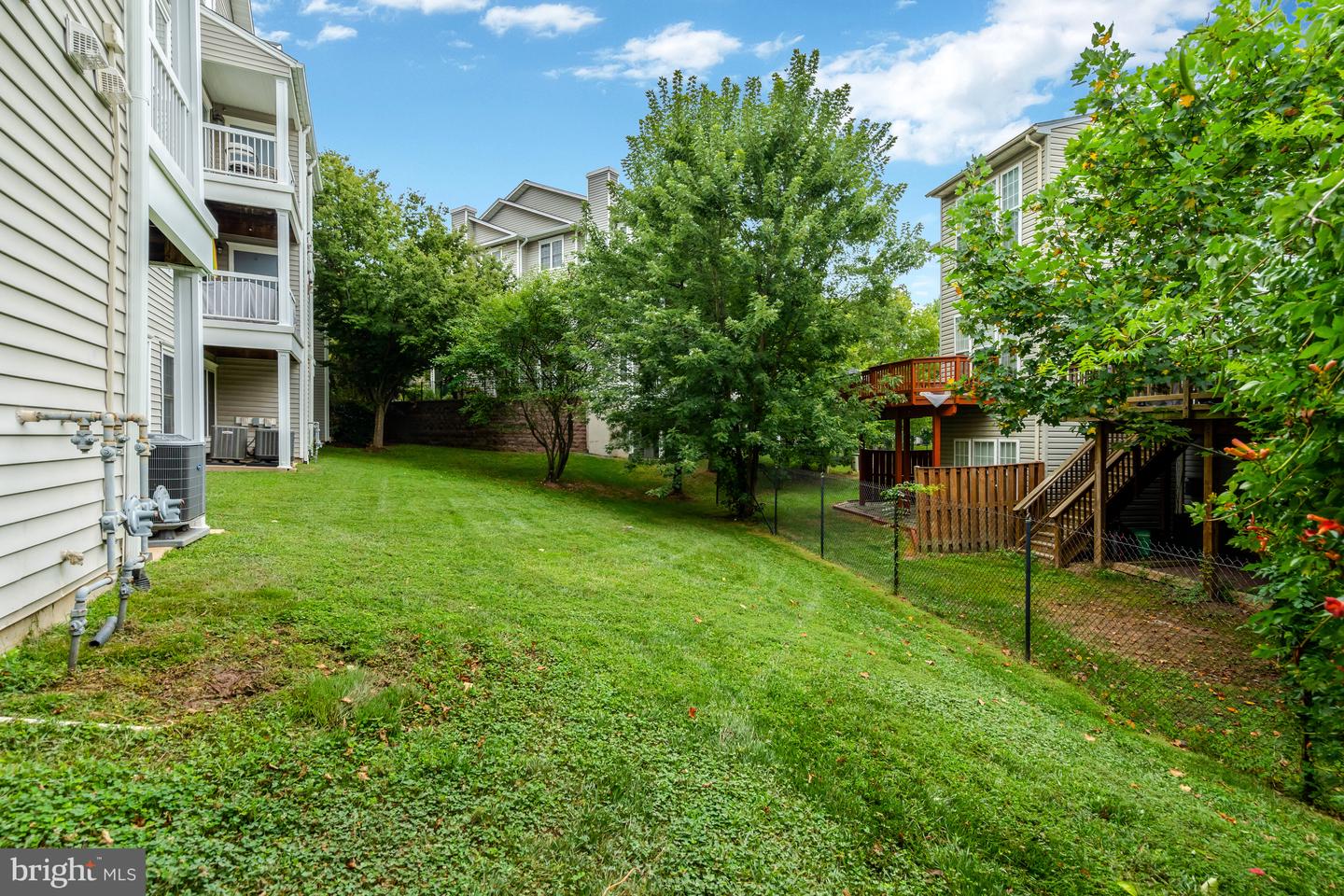 4602 SUPERIOR SQ, FAIRFAX, Virginia 22033, 2 Bedrooms Bedrooms, ,2 BathroomsBathrooms,Residential,For sale,4602 SUPERIOR SQ,VAFX2259132 MLS # VAFX2259132